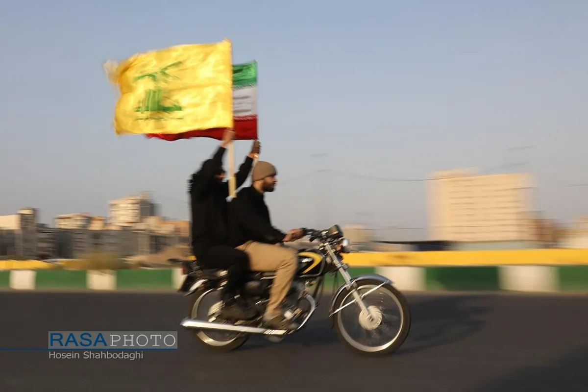 حرکت و اجتماع بزرگ مردم قم با عنوان "راه نصرالله" در قم