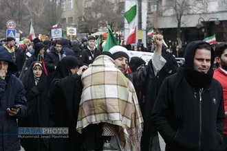 منتخب عکس&zwnj;های رسا از راهپیمایی به یادماندنی ۲۲ بهمن ۱۴۰۱