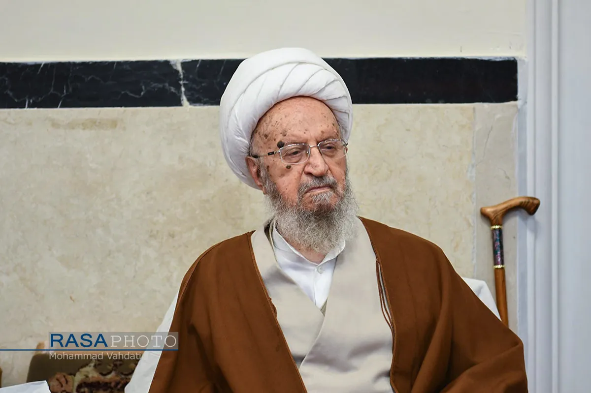 جشن عمامه&zwnj;گذاری طلاب در روز میلاد حضرت بقیة الله الاعظم (عج)