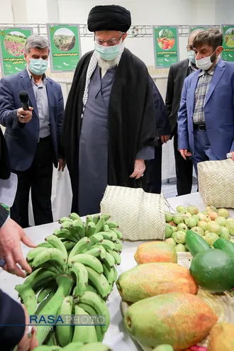 بازدید مقام معظم رهبری از نمایشگاه توانمندی&zwnj;های صنعتی