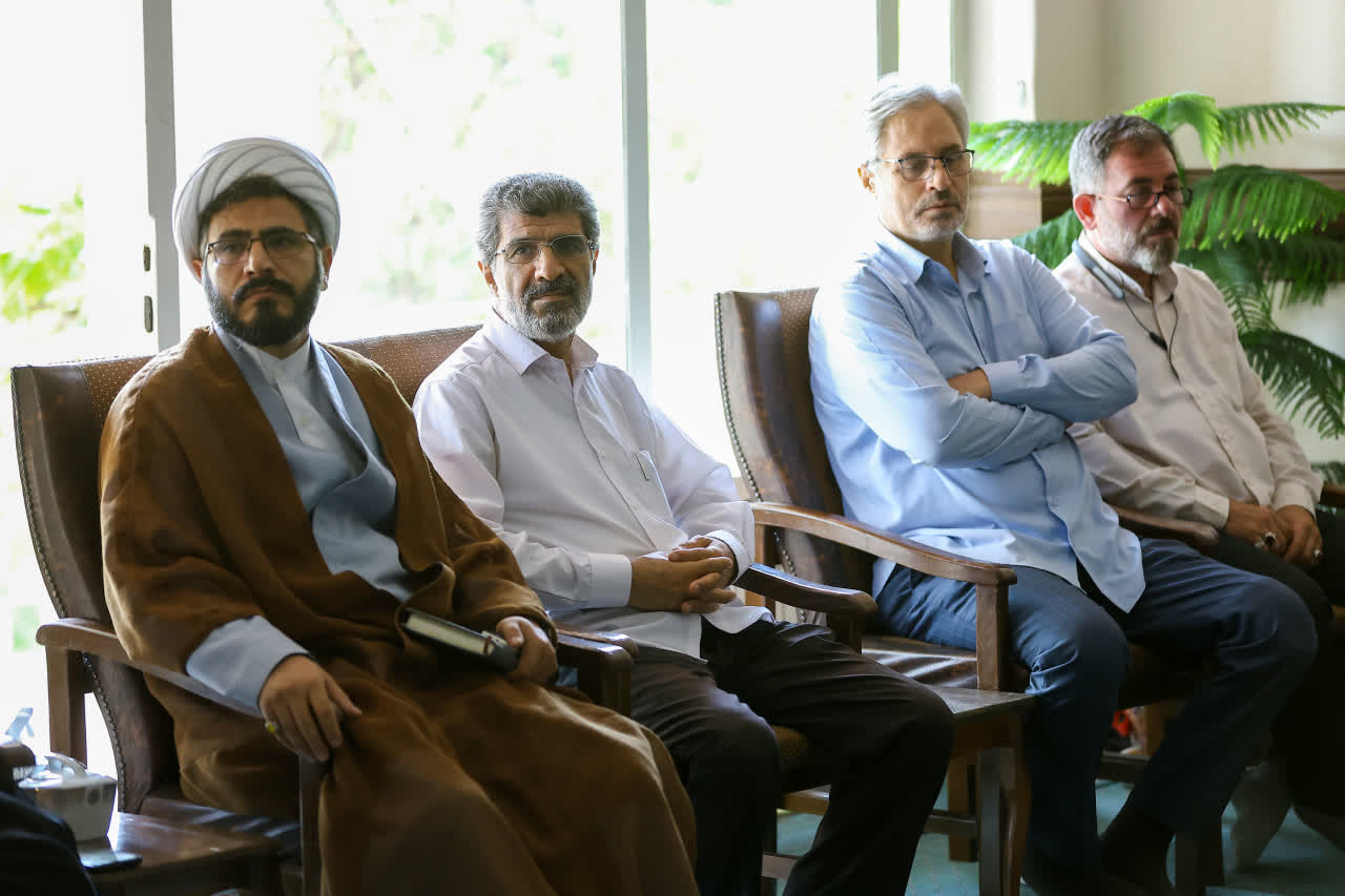 عکس؟؟فعالان فرهنگی عرصه امر به معروف و نهی از منکر با امام جمعه تبریز دیدار کردند+ تصاویر عکس؟؟فعالان فرهنگی عرصه امر به معروف و نهی از منکر با امام جمعه تبریز دیدار کردند+ تصاویر