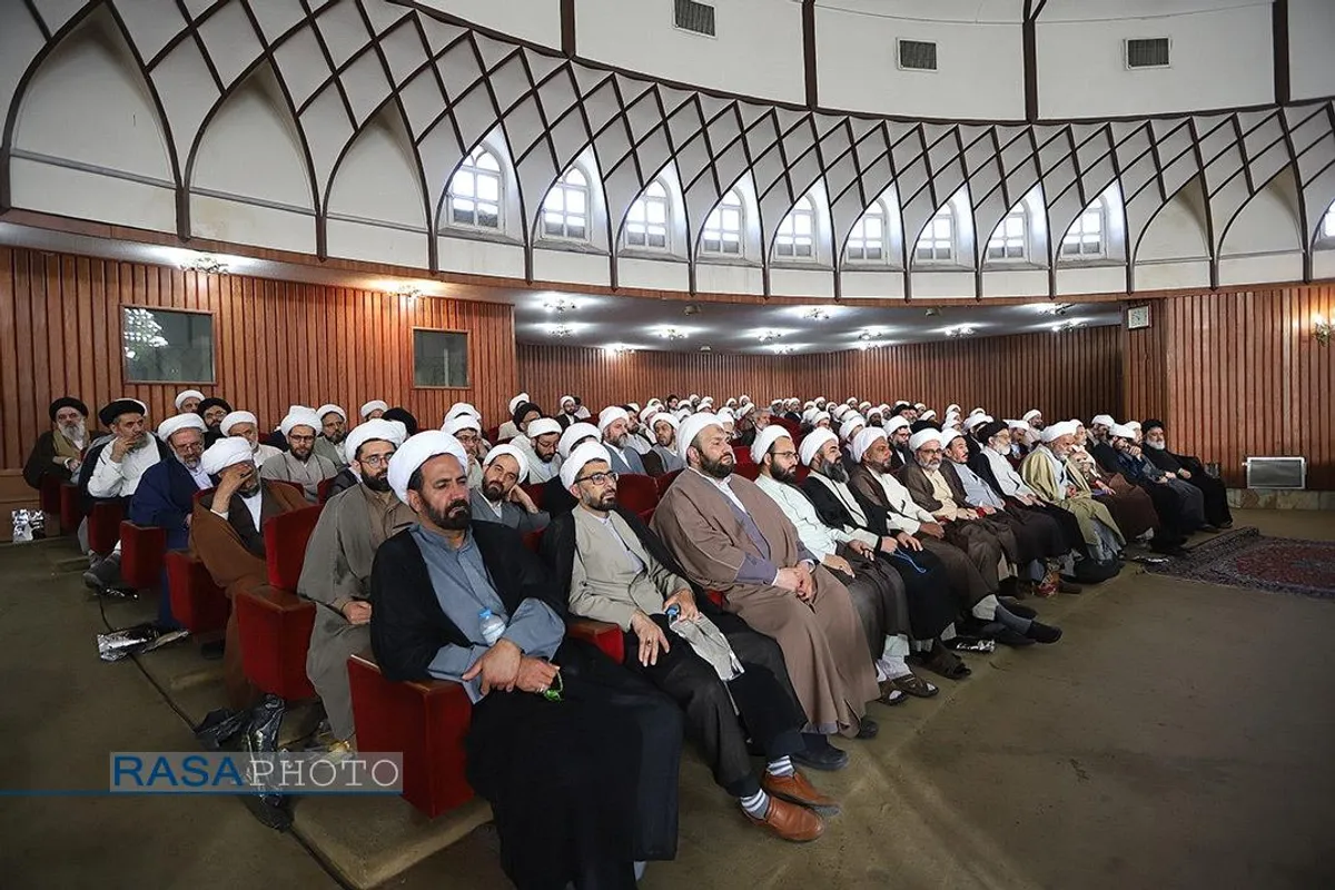 گردهمایی اساتید سطوح عالی و خارج حوزه علمیه قم با حضور سردار حاجی زاده