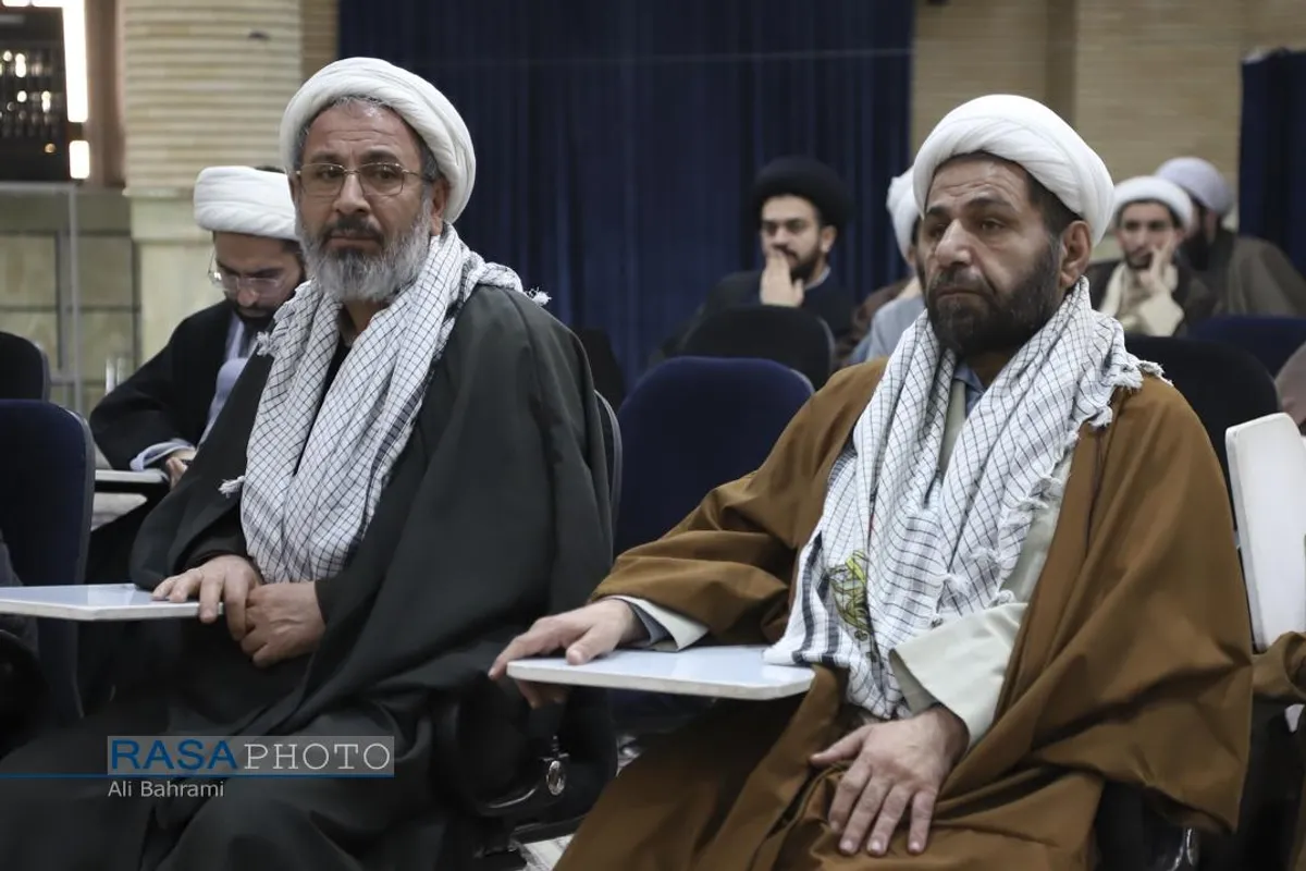 تجلیل از جانبازان و مدافعان حرم مرکز فقهی ائمه اطهار