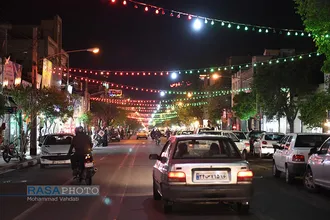 چراغانی کوچه&zwnj;ها و خیابان&zwnj;ها در قم در آستانه میلاد امام زمان (عج)