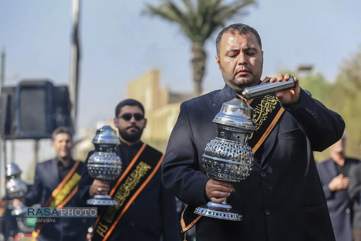 دسته عزای خادمان و زائران در سالروز رحلت حضرت معصومه (سلام&zwnj;الله&zwnj;علیها)