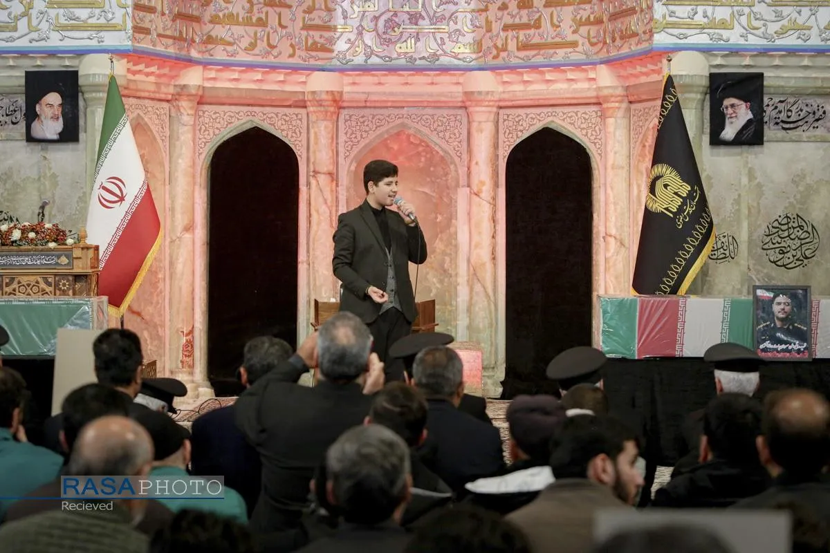 اجتماع عزاداران رهبر شهید انقلاب در حرم مطهر رضوی