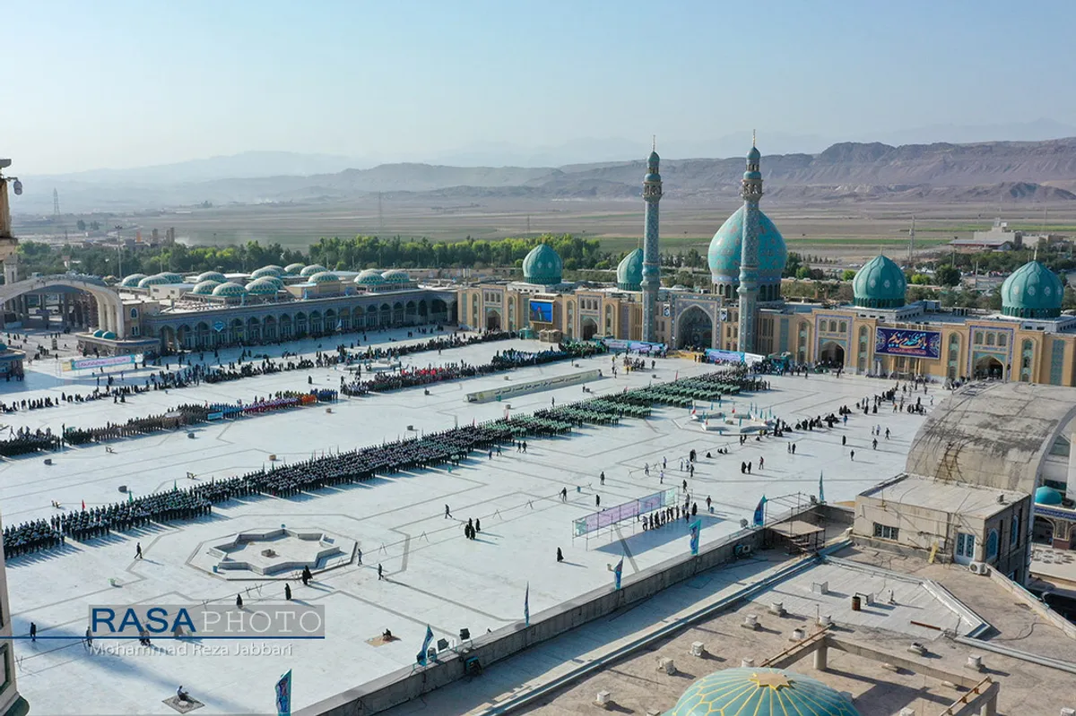 &laquo;عهد سربازی&raquo; نیرو&zwnj;های مسلح با امام زمان (عج) در جمکران&lrm;&lrm;