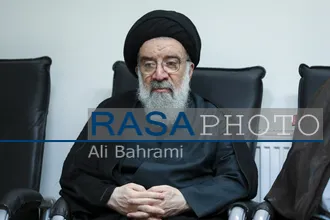 گرامیداشت رهبر شهید انقلاب در بیت حضرت آیت الله نوری همدانی