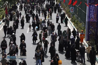 پیاده روی جاماندگان اربعین در تهران