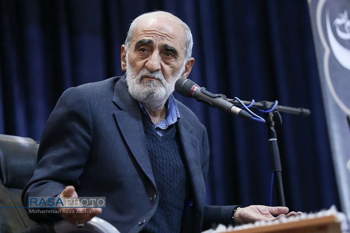 همایش اساتید سطوح عالی حوزه&zwnj;های علمیه قم با موضوع "جهاد تبیین"