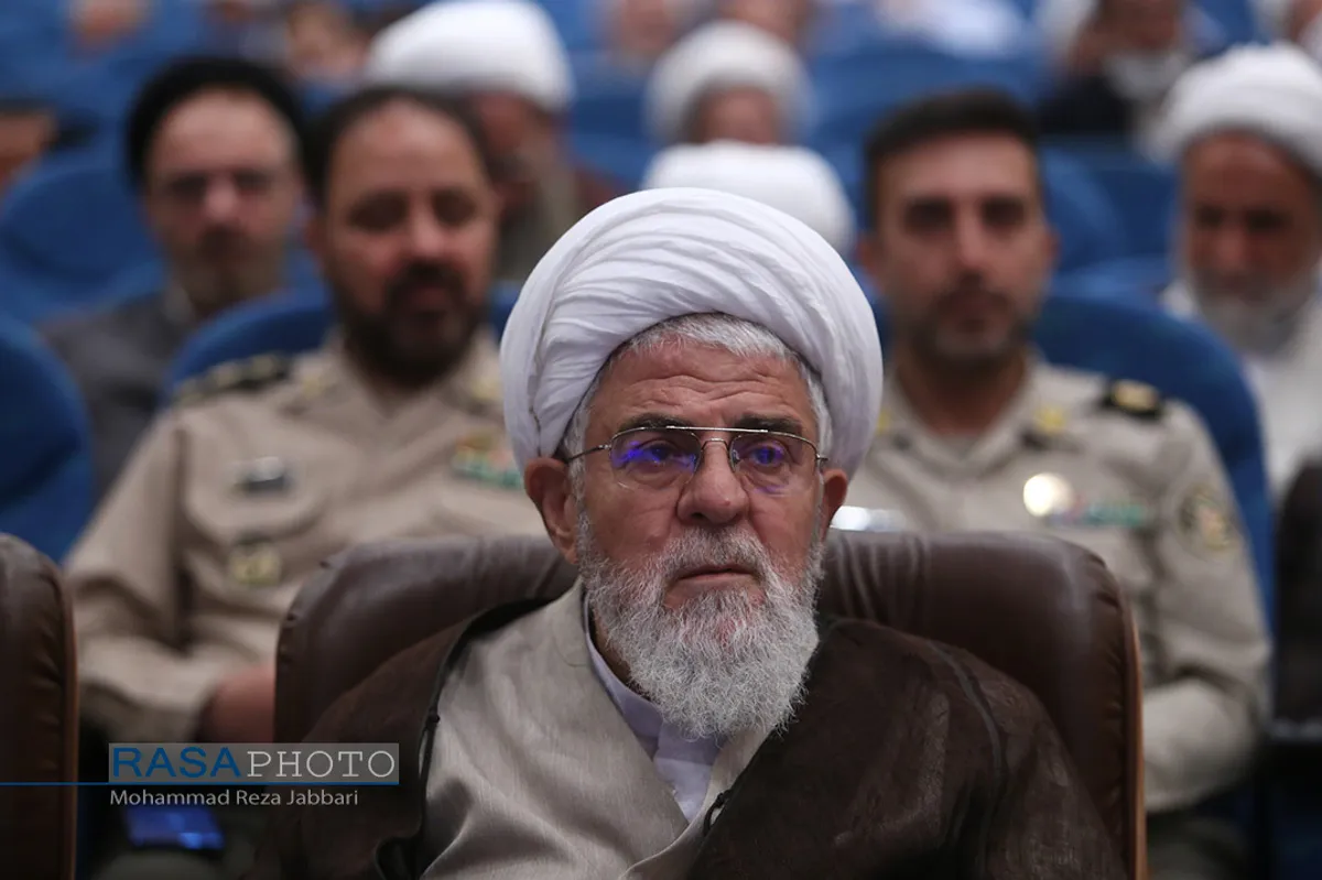 همایش نقش مبلغان در دفاع مقدس&lrm;&lrm;