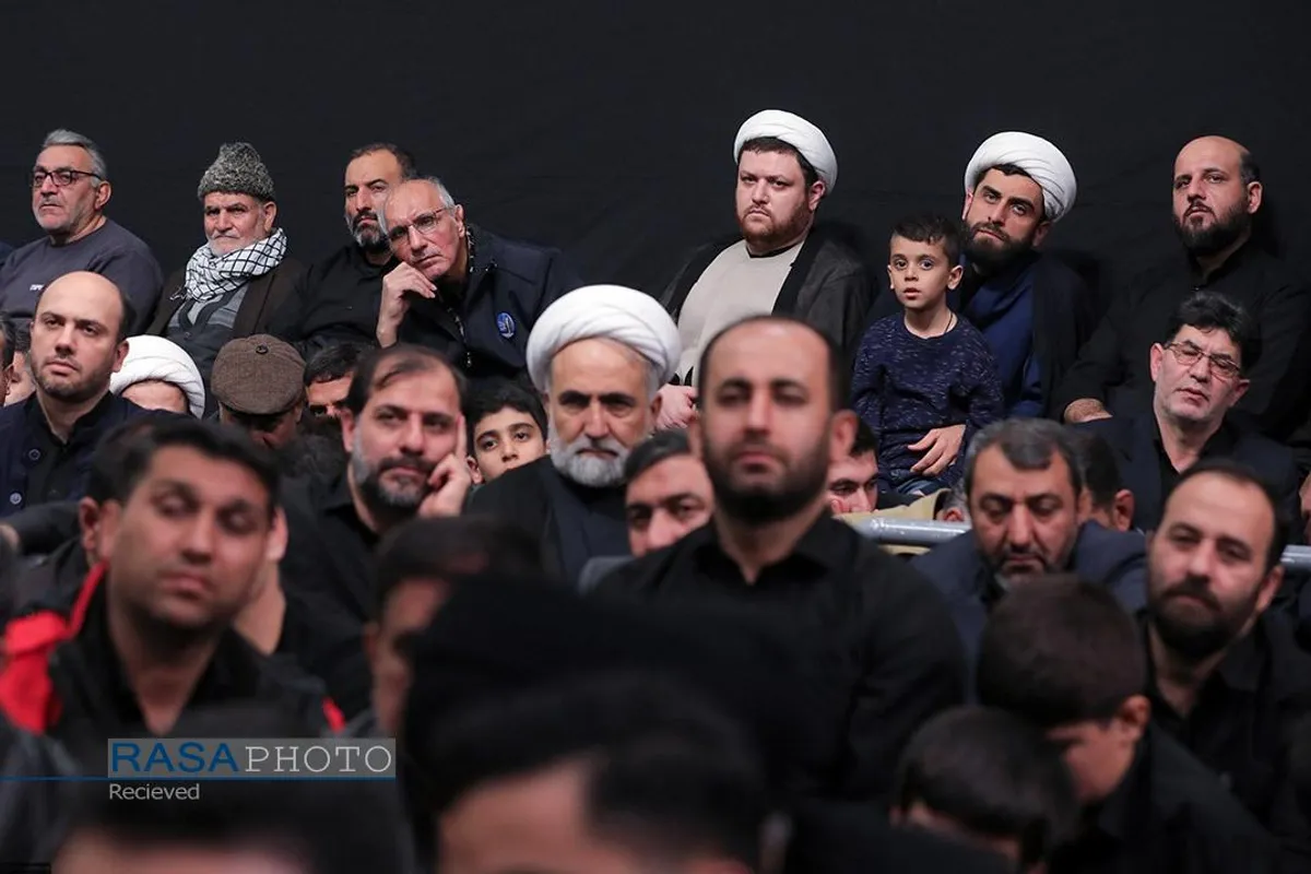 عزاداری شام شهادت حضرت فاطمه&zwnj;زهرا (سلام&zwnj;الله&zwnj;علیها) با حضور رهبر انقلاب