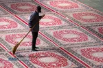 سفره افطاری حرم حضرت فاطمه معصومه (سلام&zwnj;الله&zwnj;علیها) در ماه مبارک رمضان