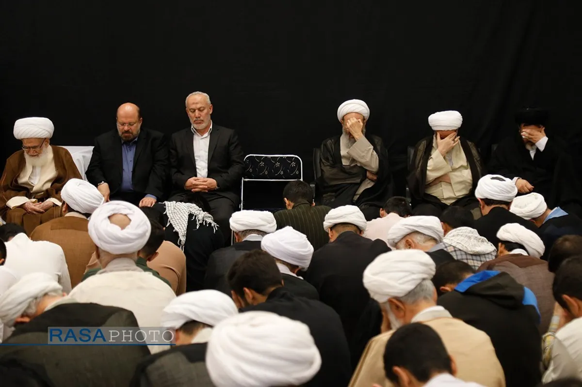 بزرگداشت شهدای غزه و اعلام حمایت از ملت فلسطین در دفتر حضرت آیت&zwnj;الله نوری همدانی