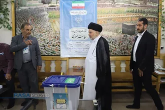 مشارکت حجت الاسلام والمسلمین شهرستانی نماینده حضرت آیت الله سیستانی در ایران در چهاردهمین انتخابات ریاست جمهوری