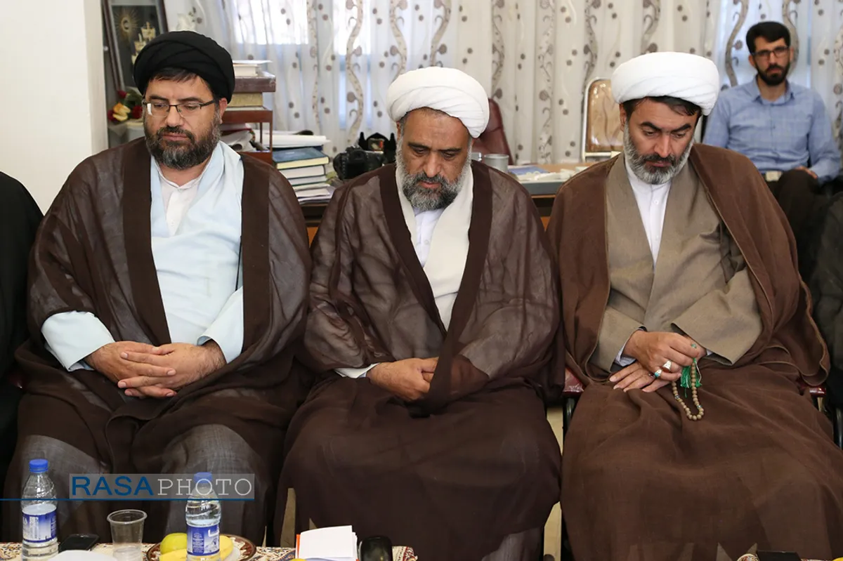 نشست هم اندیشی دستگاه&zwnj;های همکار با حوزه خواهران چهارمحال و بختیاری