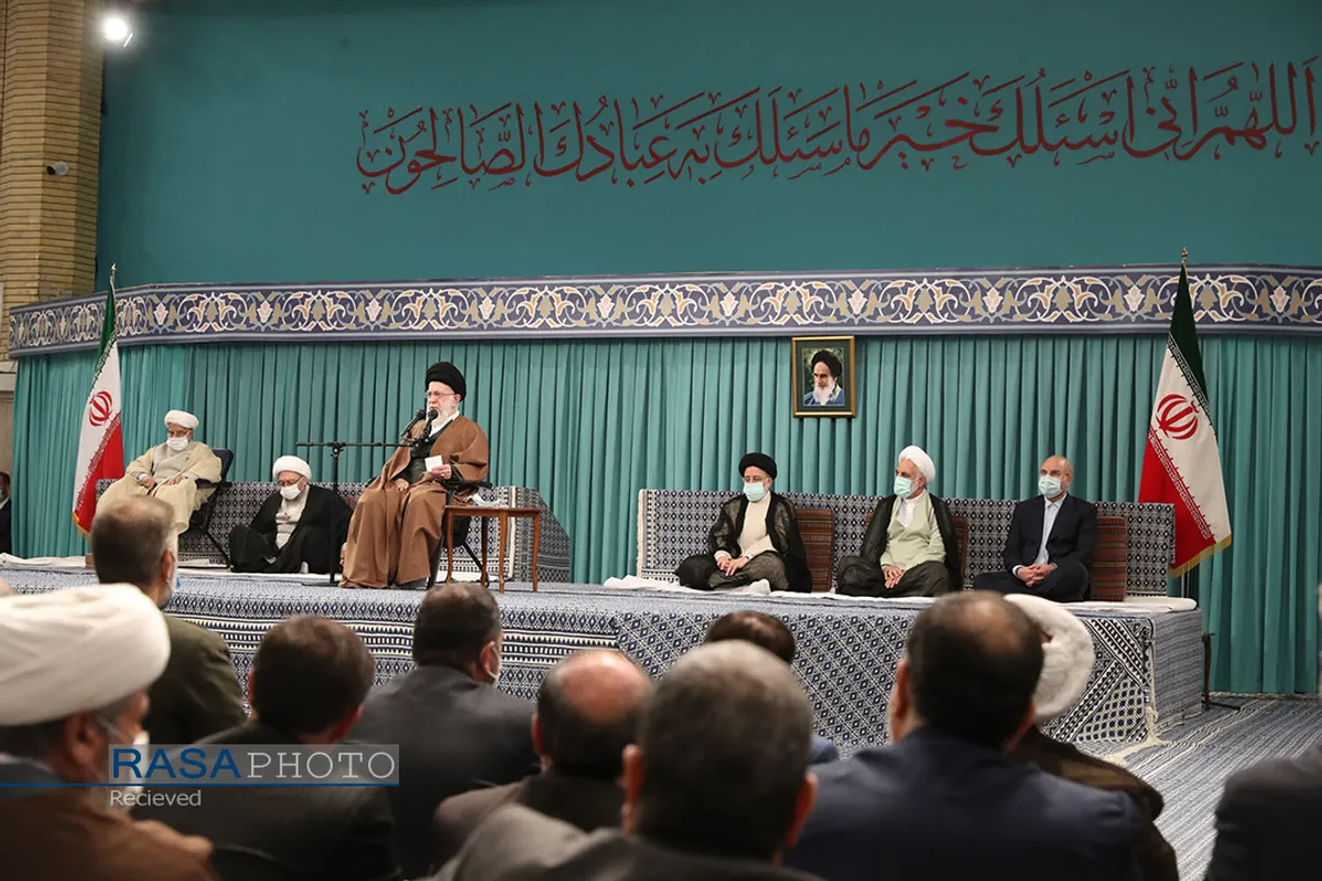 دیدار مسئولان نظام و سفرای کشور&zwnj;های اسلامی با مقام معظم رهبری