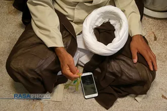 مراسم عمامه&zwnj;گذاری طلاب در بیوت مراجع تقلید در روز عید سعید غدیر