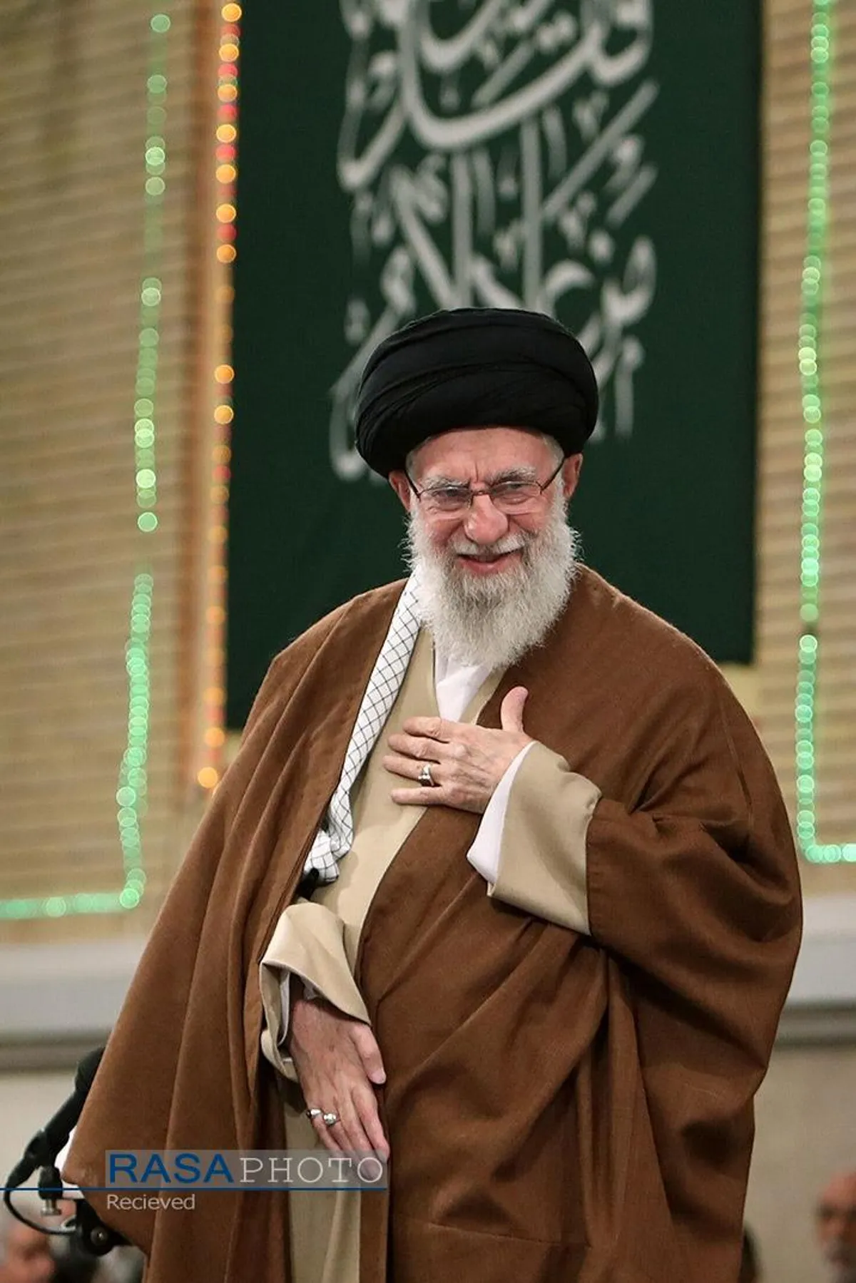 دیدار مداحان اهل&zwnj;بیت (علیهم&zwnj;السلام) با مقام معظم رهبری