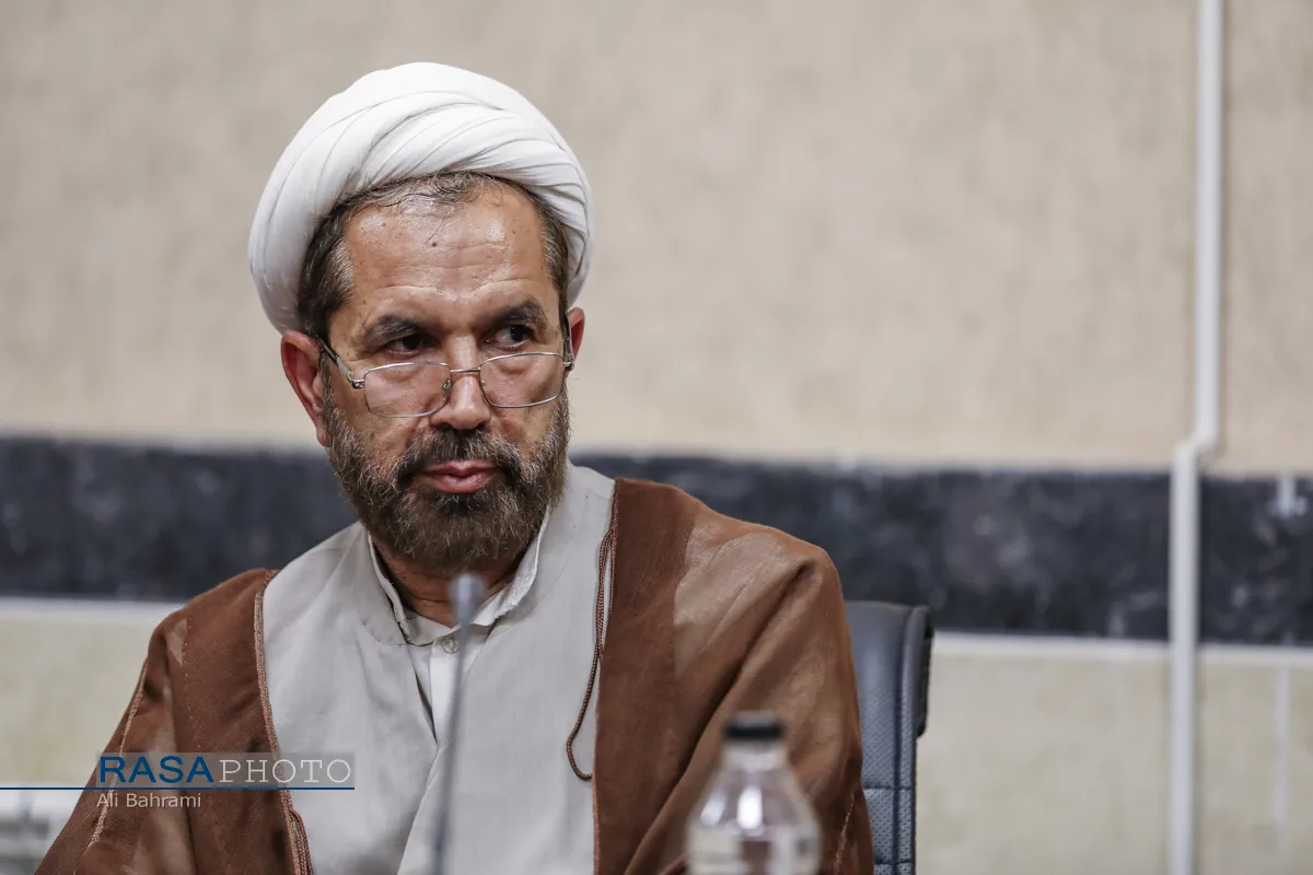 نشست بازخوانی خونخواهی رهبر شهید انقلاب از منظر مطالعات قرآنی و روایی

