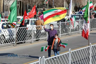 راهپیمایی یوم الله ۲۲ بهمن در مشهد مقدس