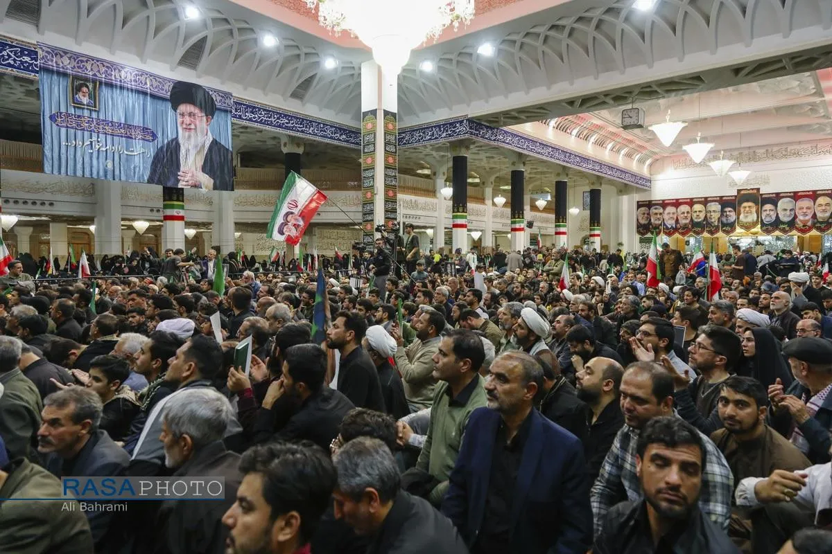 وداع با شهید سپهبد عبدالرحیم موسوی در حرم کریمه اهل بیت (س)