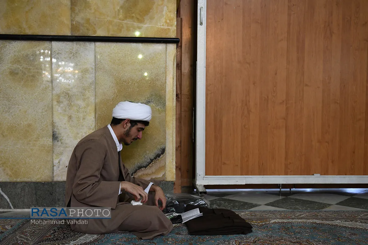 حال و هوای مسجد مقدس جمکران در روز عرفه
