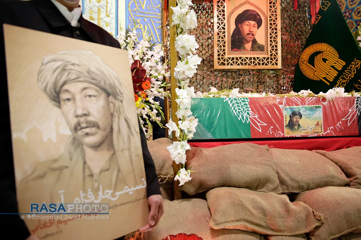 وداع با پیکر شهید نسیم افغانی در حرم مطهر رضوی&lrm;