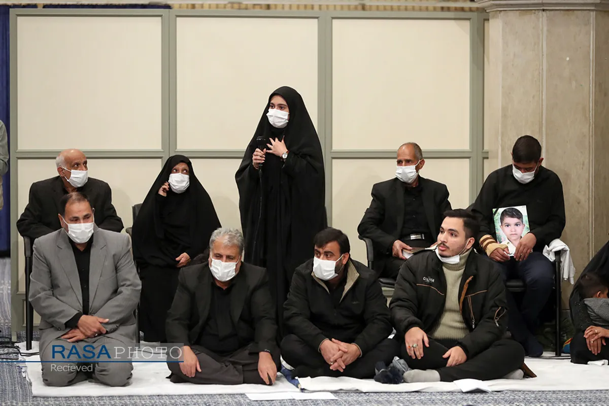 دیدار خانواده شهدای حادثه&zwnj; تروریستی شاهچراغ شیراز با رهبر معظم انقلاب