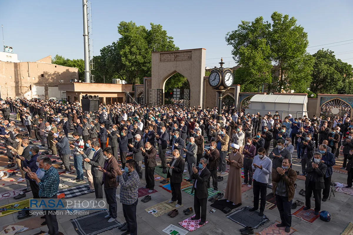 نماز عید سعید فطر در تبریز