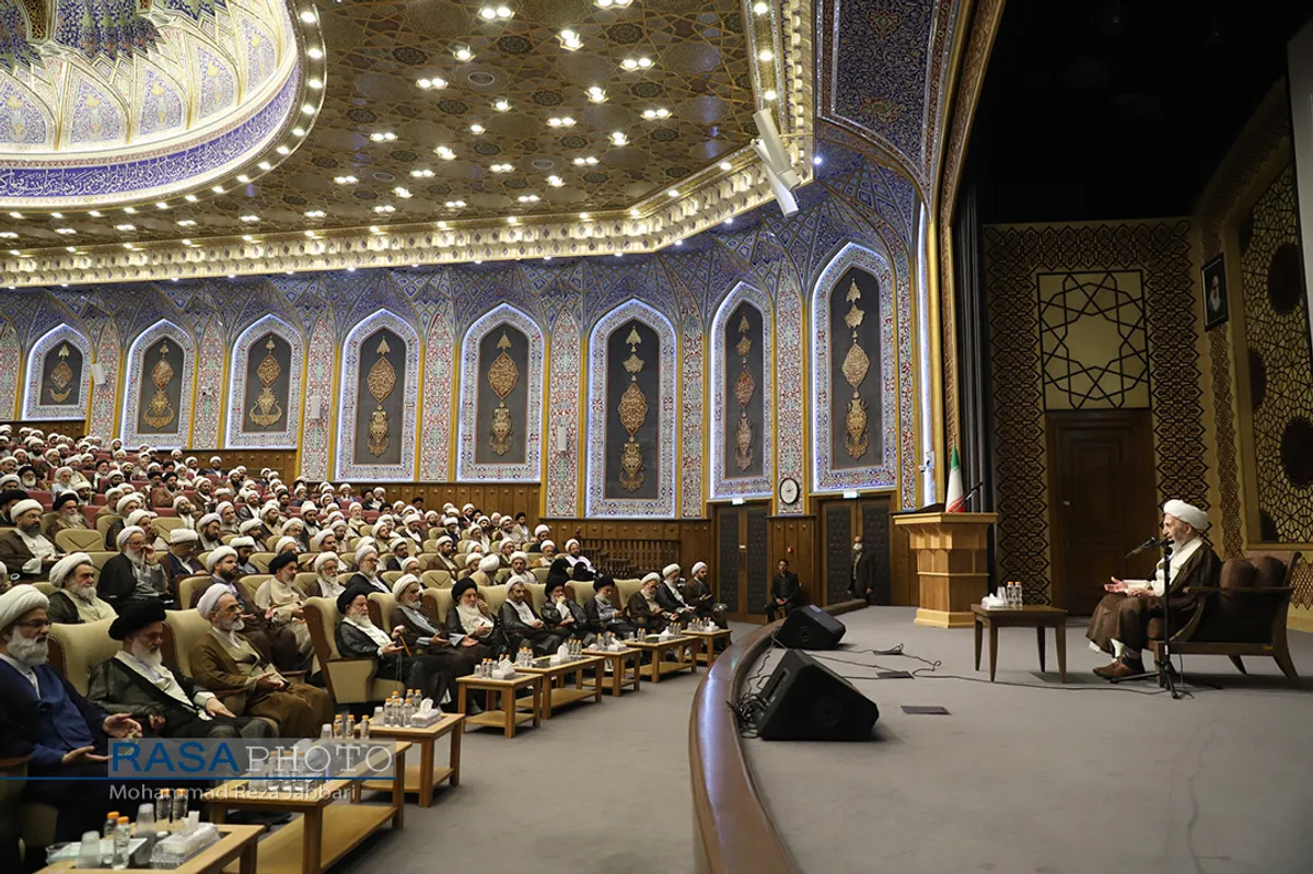 اجلاسیه اساتیدسطوح عالی خارج و مراکز تخصصی حوزه علمیه قم&lrm;&lrm;