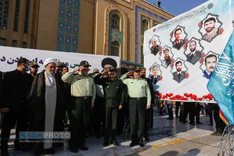 &laquo;عهد سربازی&raquo; نیرو&zwnj;های مسلح با امام زمان (عج) در جمکران&lrm;&lrm;