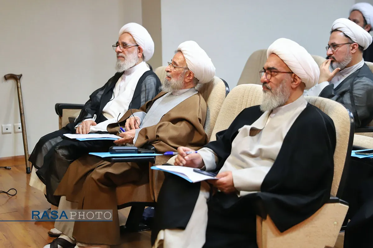 آغاز به کار کمیسیون&zwnj;های پنج گانه دهمین اجلاسیه منطقه&zwnj;ای جامعه مدرسین با علمای بلاد