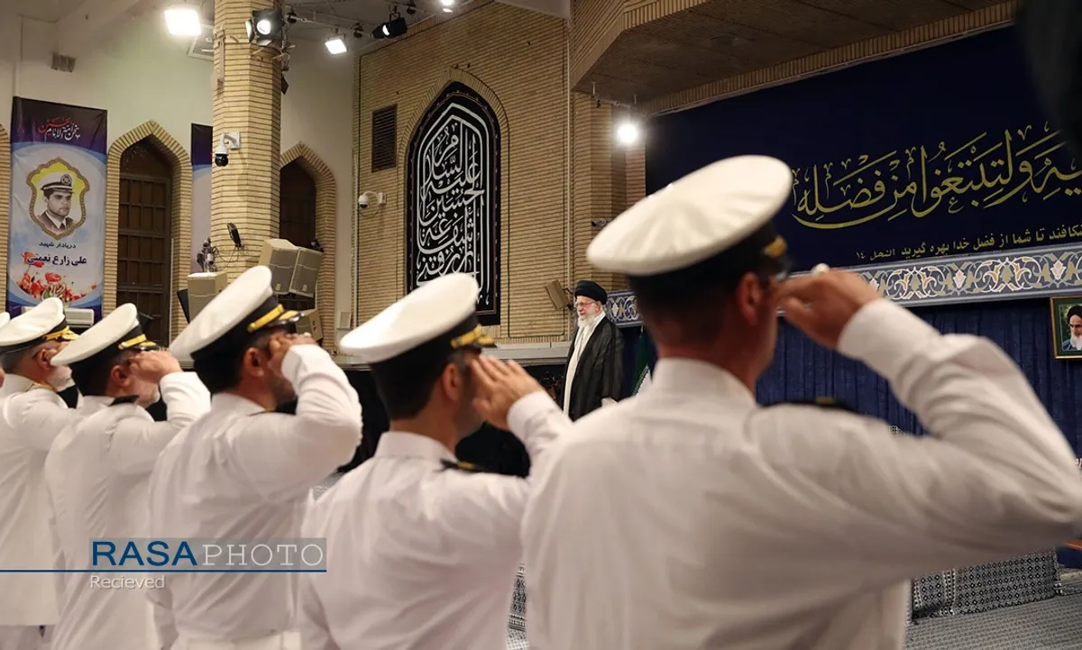دیدار کارکنان و خانواده&zwnj;های ناوگروه ۸۶ ارتش با فرمانده کل قوا