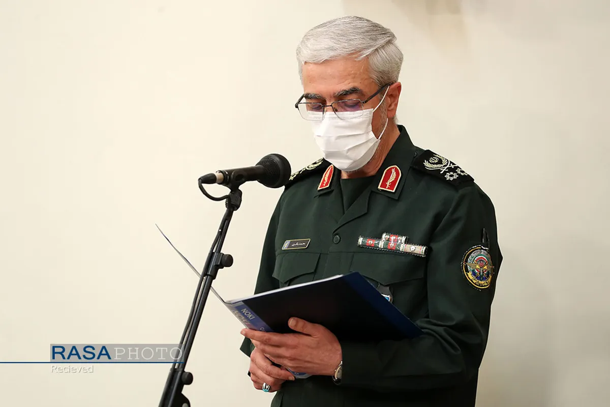 دیدار جمعی از فرماندهان ارشد نیرو&zwnj;های مسلح با فرمانده کل قوا