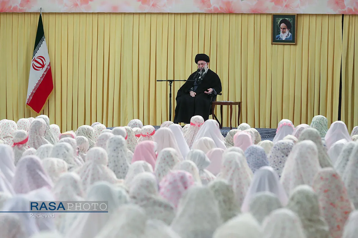مراسم جشن تکلیف دختران دانش&zwnj;آموز با حضور مقام معظم رهبری
