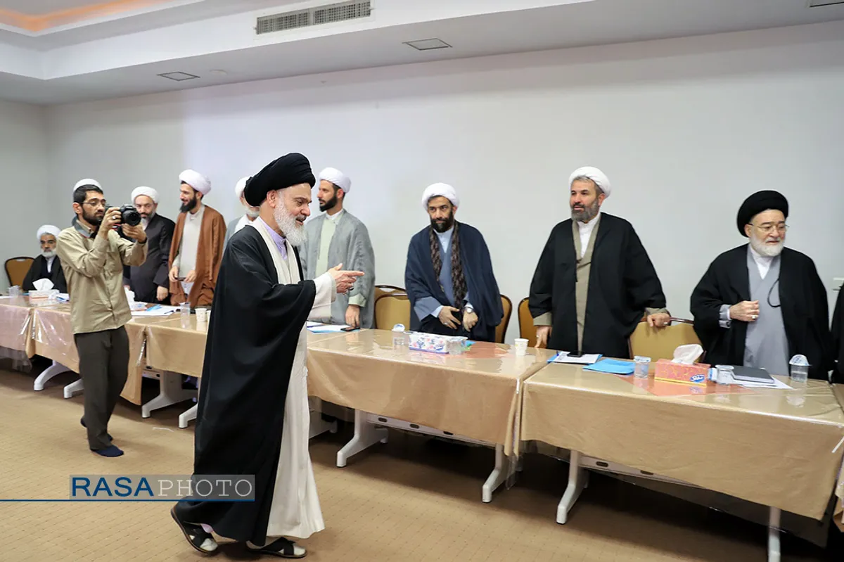 آغاز به کار کمیسیون&zwnj;های پنج گانه دهمین اجلاسیه منطقه&zwnj;ای جامعه مدرسین با علمای بلاد