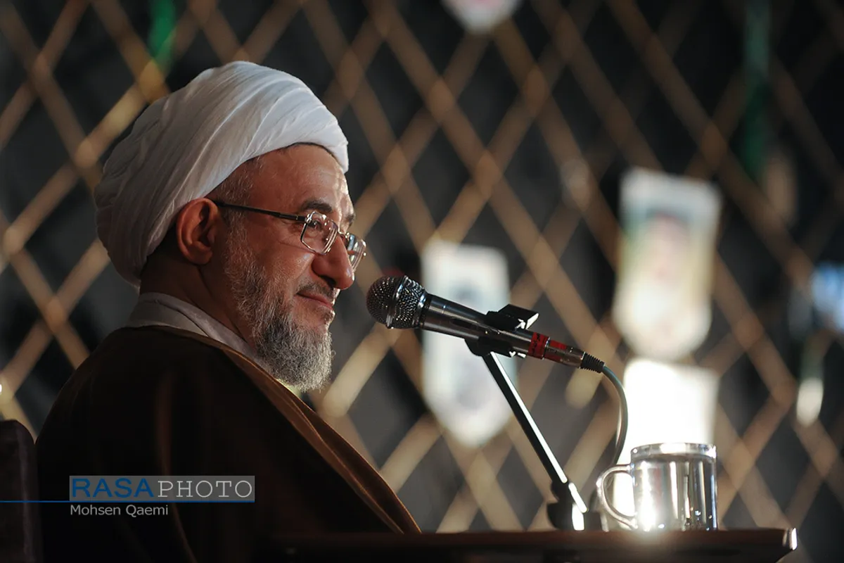 سخنرانی آیت الله اراکی رئیس دبیرکل مجمع جهانی تقریب مذاهب اسلامی در مراسم یادواره شهداء روحانی مدرسه علمیه جهانگیرخان