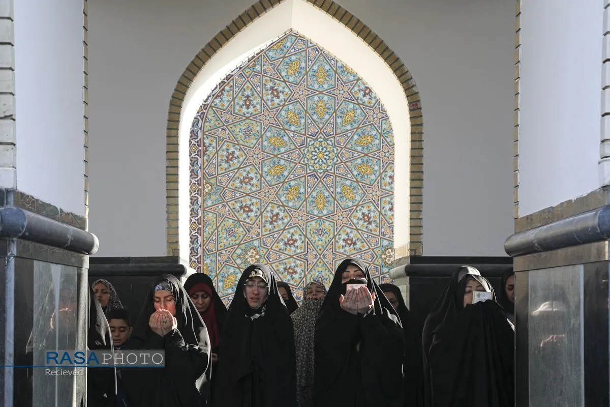 اقامه نماز عید سعید فطر در حرم مطهر رضوی