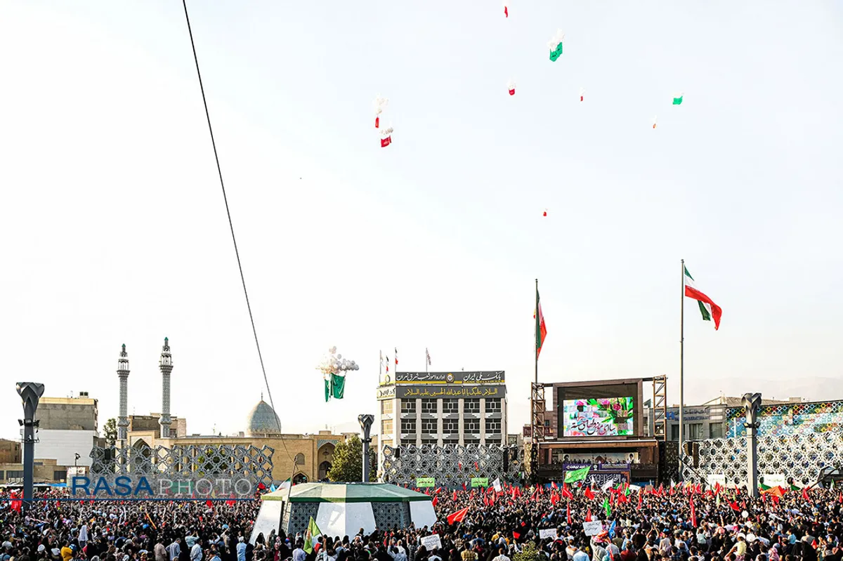 اجتماع بزرگ مردمی بیعت با امام زمان (عج) در میدان امام حسین (ع) تهران