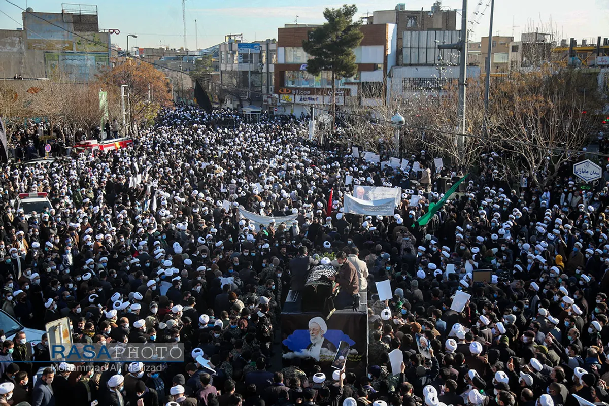 مراسم وداع و تشییع پیکر عمار انقلاب علامه مصباح یزدی در قم