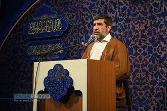 مناجات خوانی شب&zwnj;های ماه مبارک رمضان در هیئت فاطمیون قم