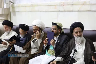 مراسم ترحیم مادر مکرمه سیدحسن نصرالله در حرم حضرت معصومه (سلام&zwnj;الله&zwnj;علیها)