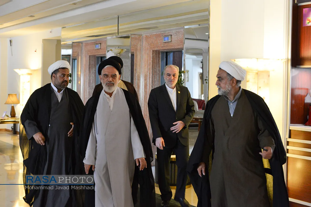دیدار مدیر حوزه علمیه خراسان با آیت الله جوادی آملی&lrm;