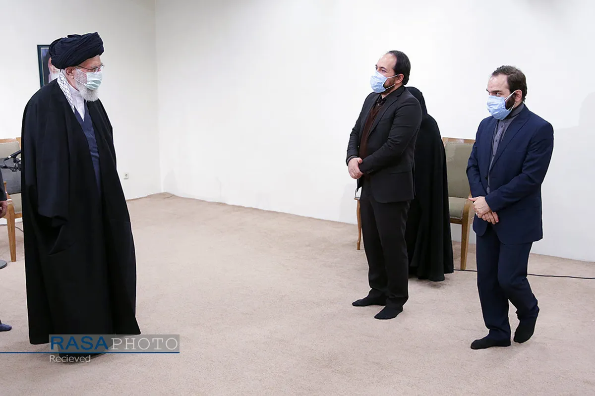 دیدار خانواده دانشمند هسته&zwnj;ای و دفاعی، شهید محسن فخری&zwnj;زاده با رهبر انقلاب