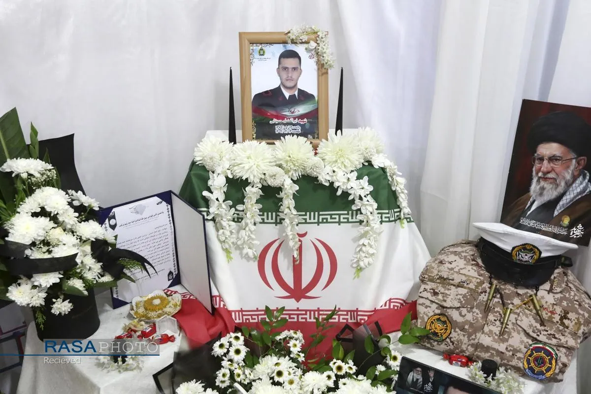 دیدار تولیت آستان قدس رضوی با خانواده شهدای ناوچه دنا