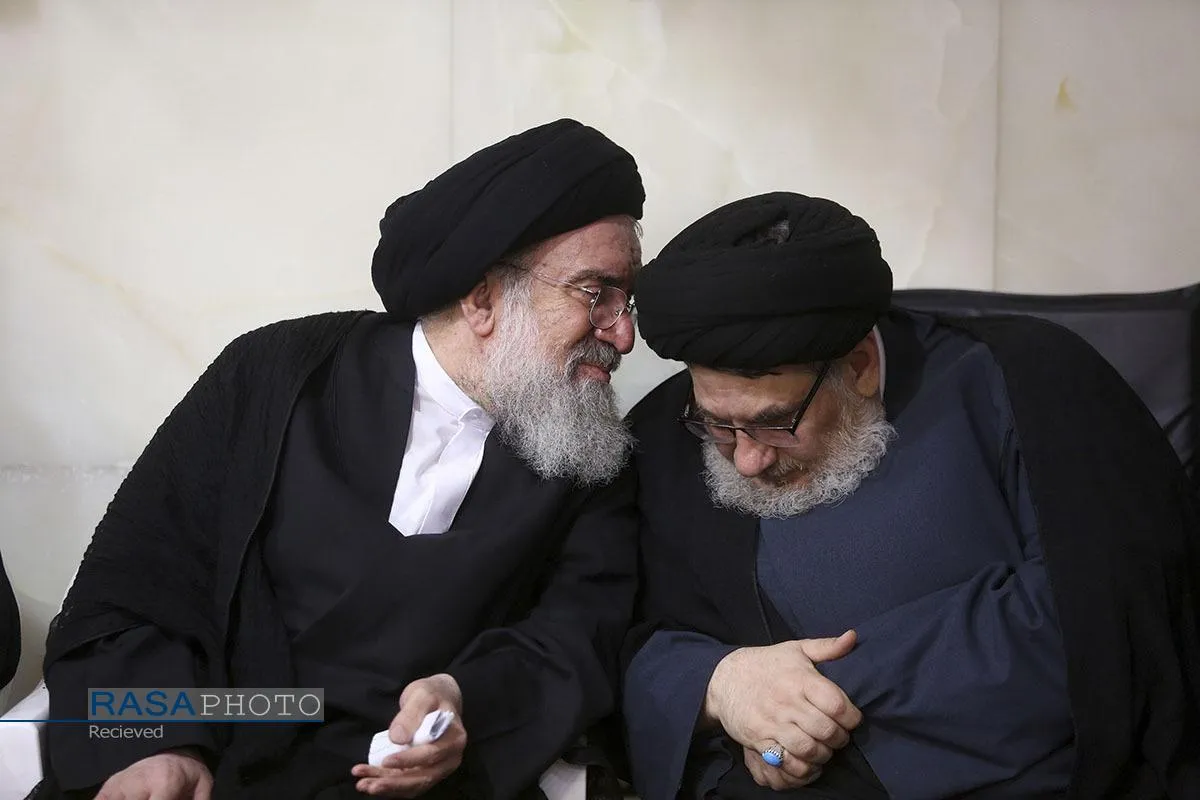 بزرگداشت رهبر شهید انقلاب در حرم کریمه اهل&zwnj;بیت (س)
