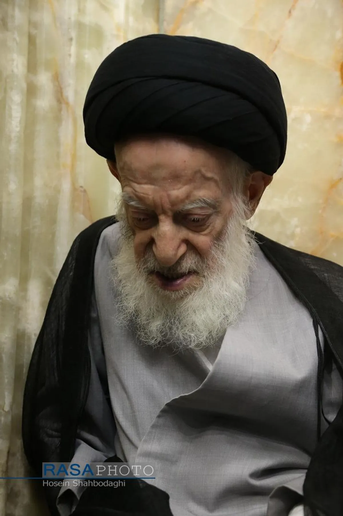 تشرف حضرت آیت الله شبیری زنجانی به حرم حضرت فاطمه معصومه (سلام&zwnj;الله&zwnj;علیها)