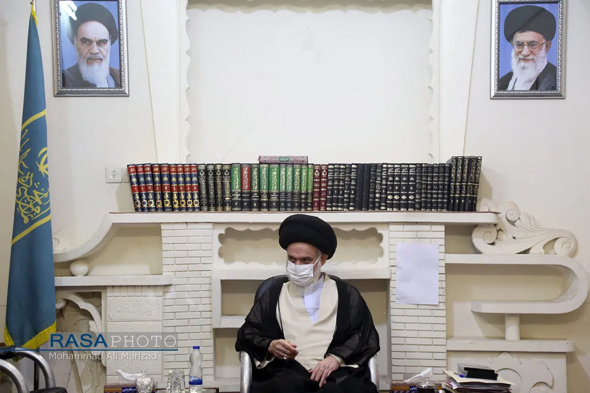 دیدار مدیرعامل خبرگزاری رسا با آیت الله حسینی بوشهری