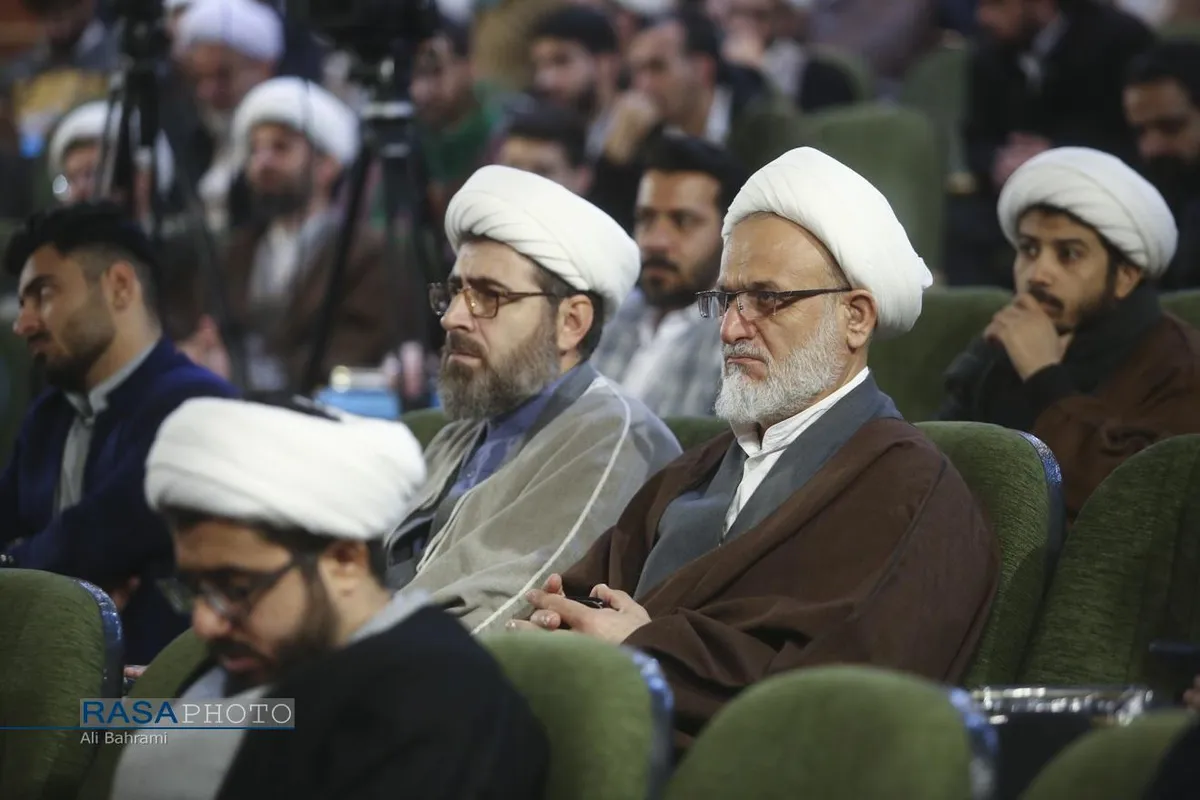 مراسم تقدیر از برترین آثار پژوهشی طلاب و اساتید جشنواره علامه حلی